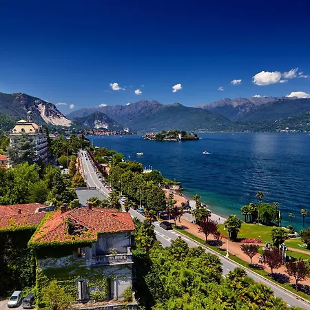 Aquavista Pool And Maggiore View - Happy